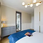 Stylowy Apartament W Centrum Gdyni 900 M Od Plazy By Rent Like Home